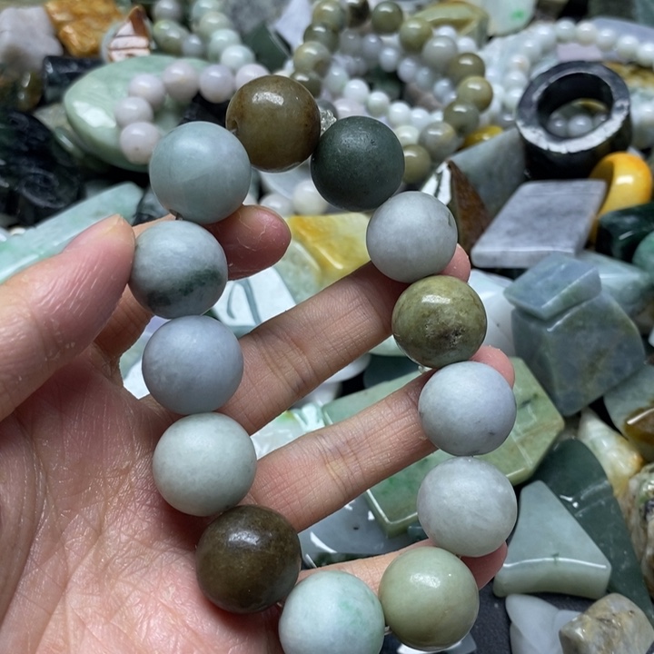 好***呀翡翠未镶嵌颈饰天然翡翠