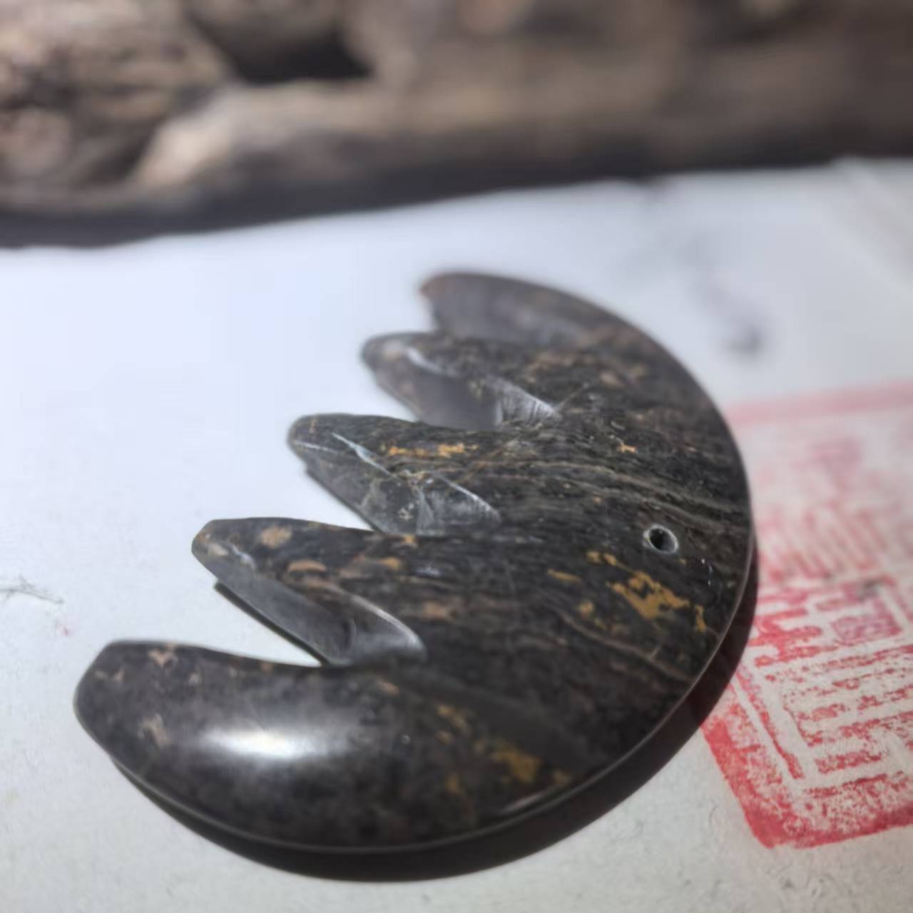 [热疗梳] 黄斑原石矿料 通经活络养生专用 多样性发一个