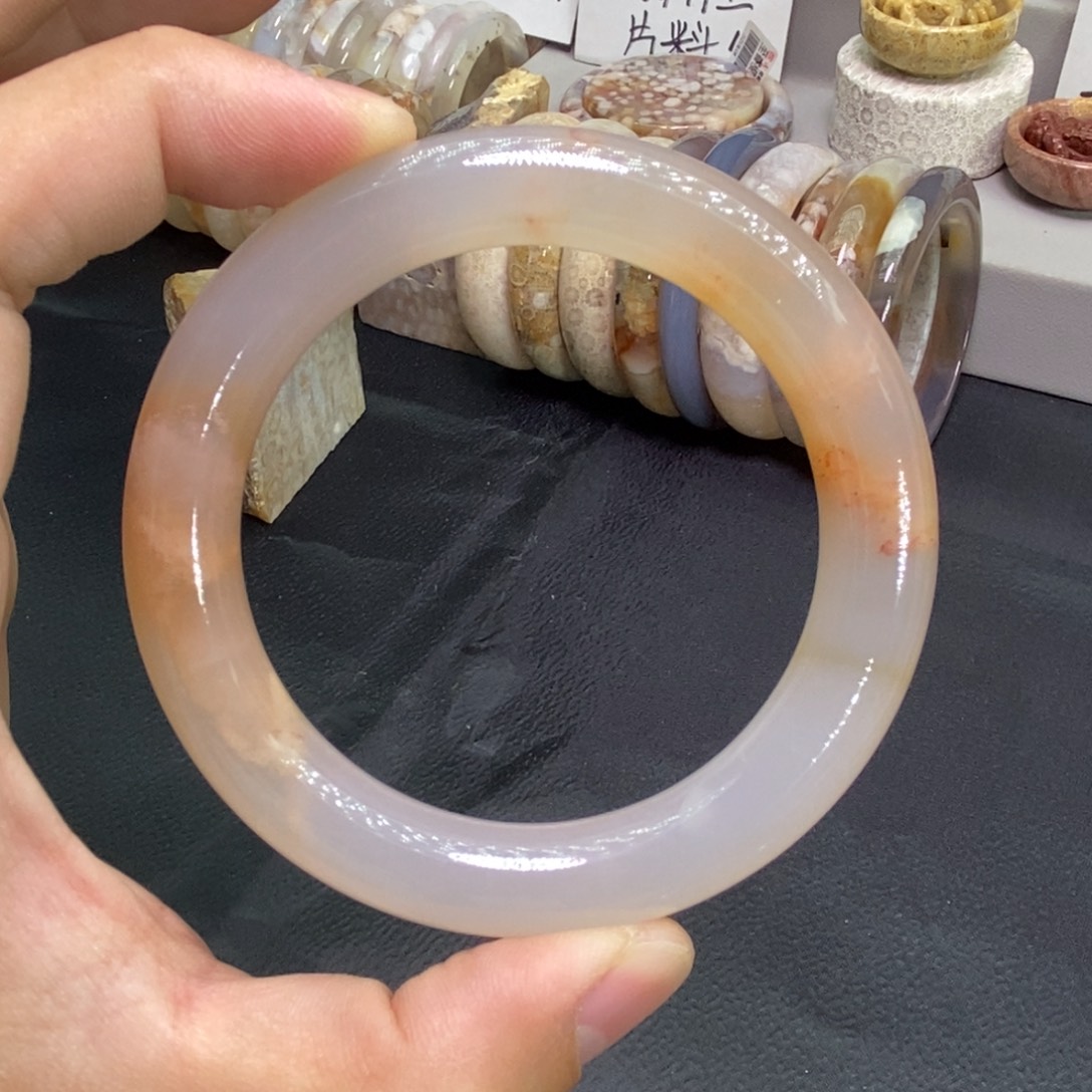 玛瑙/玉髓未镶嵌手镯