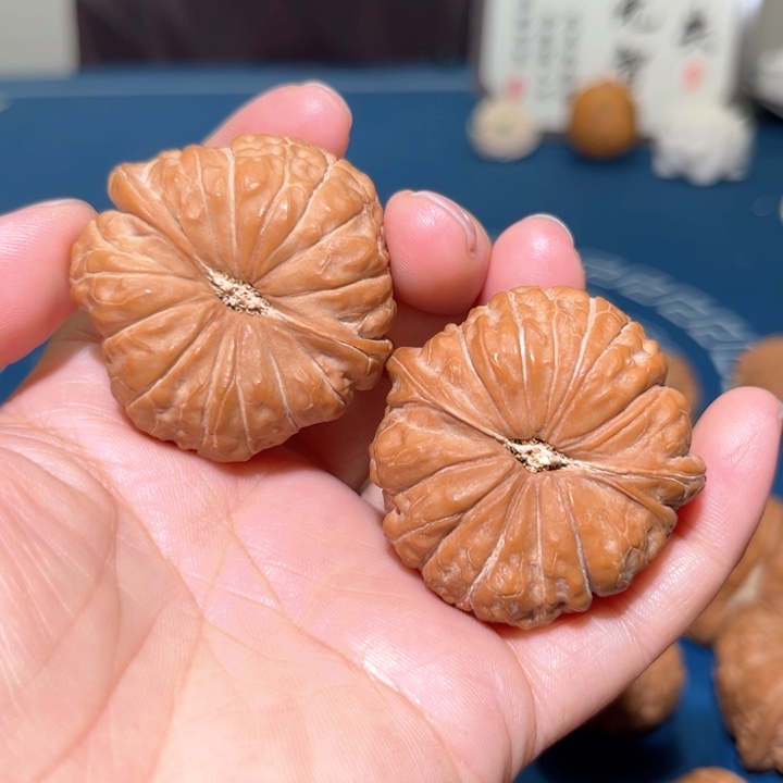 文玩核桃把件西****孙南瓜墩