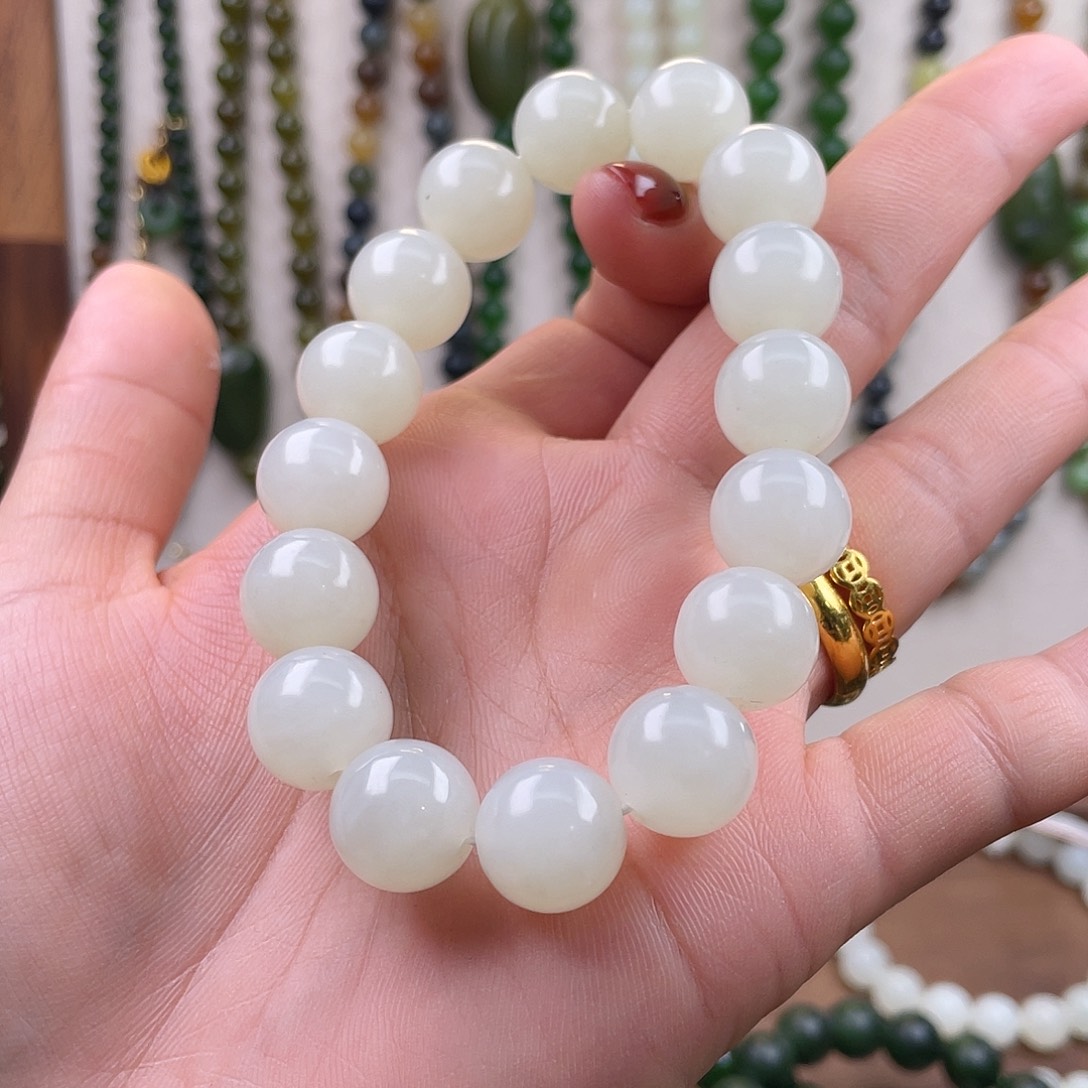 和田玉未镶嵌手链