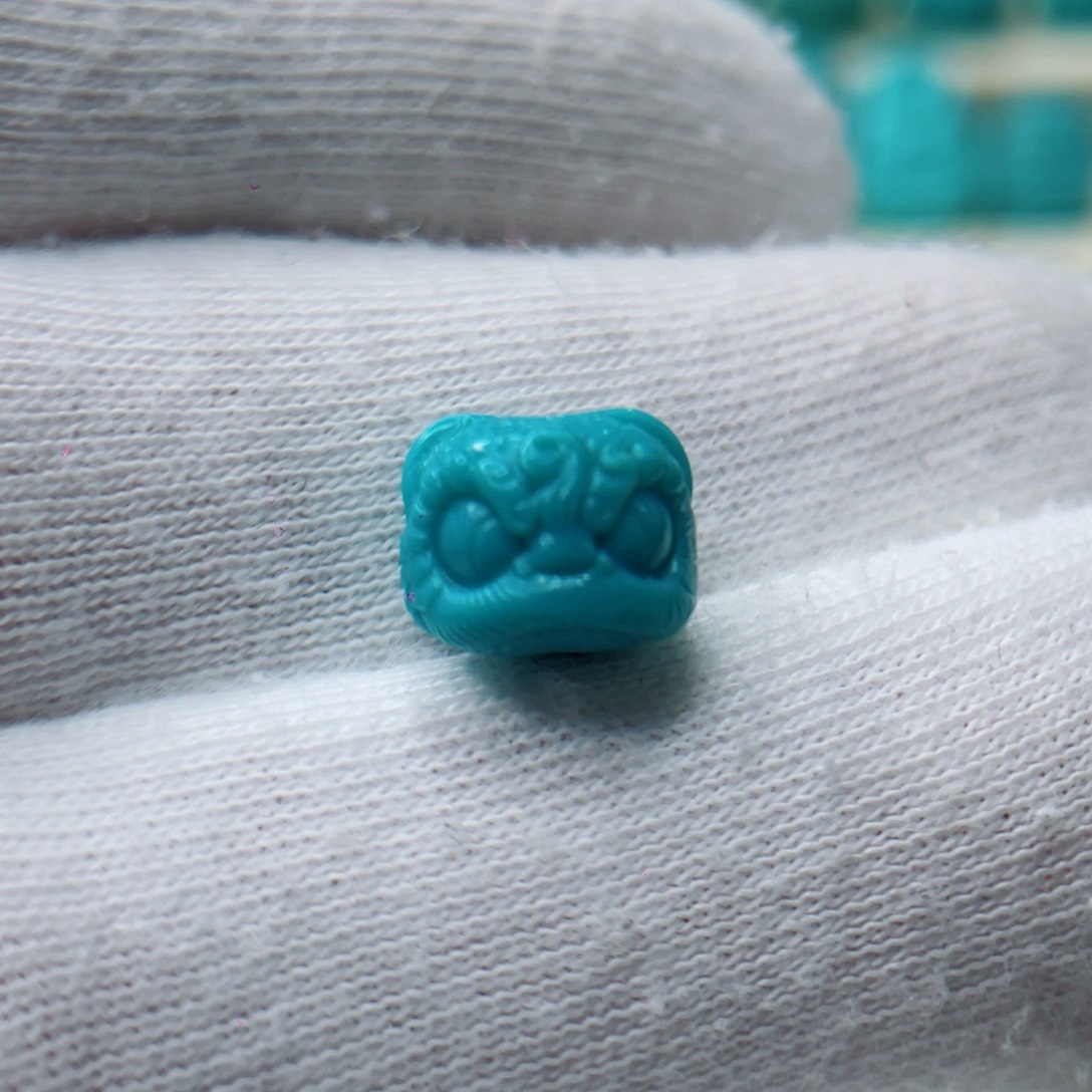 绿松石未镶嵌颈饰卡9.6-7.8