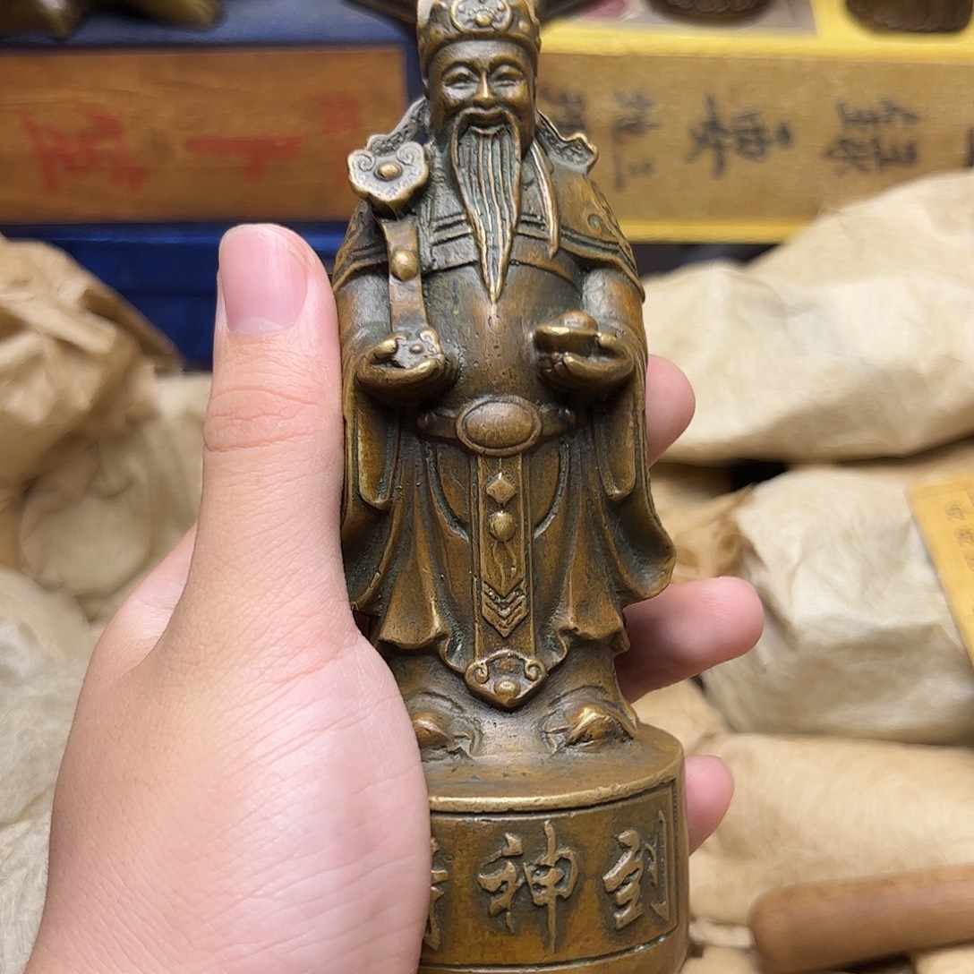 精美铜器摆件下单