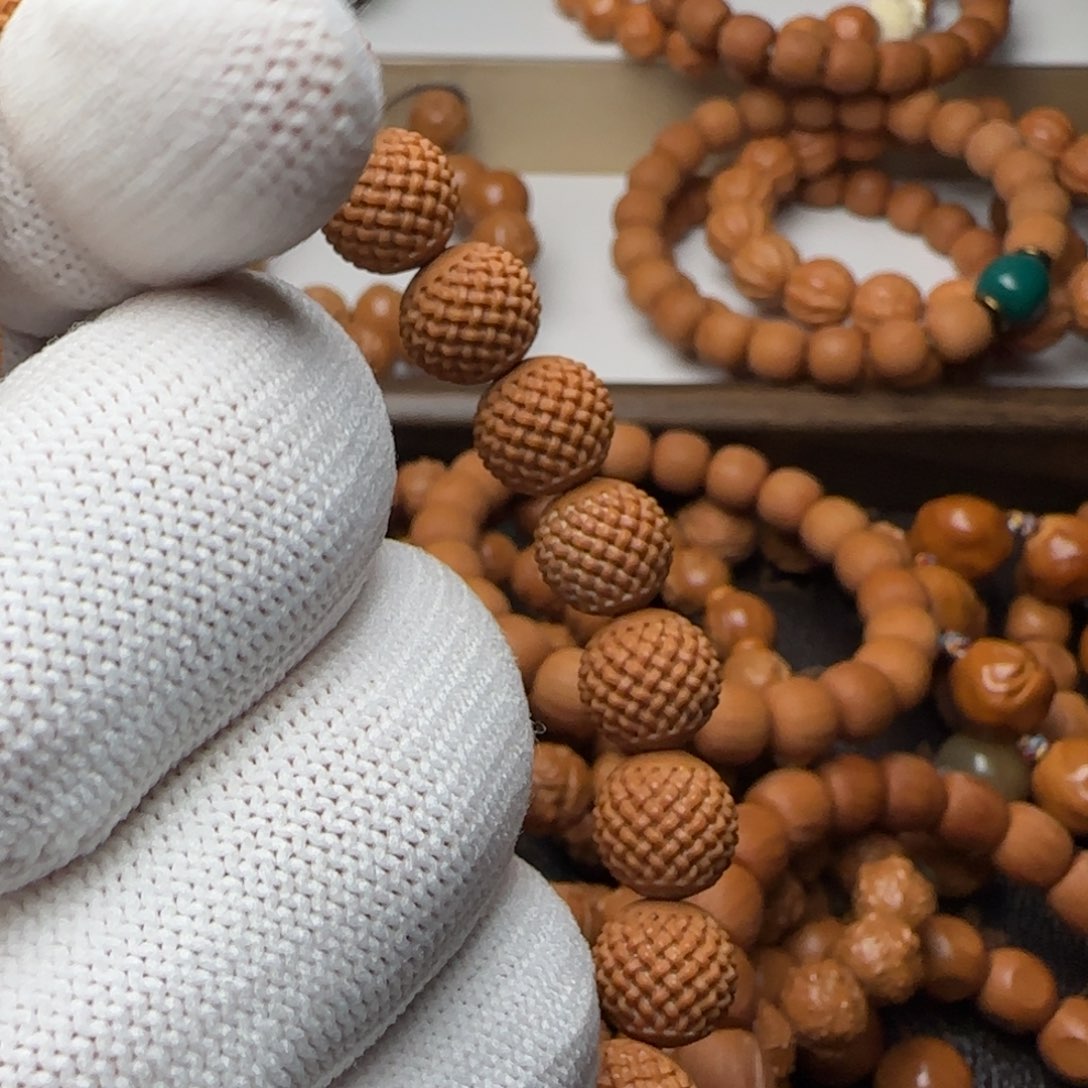 猴头核桃吊坠路路通