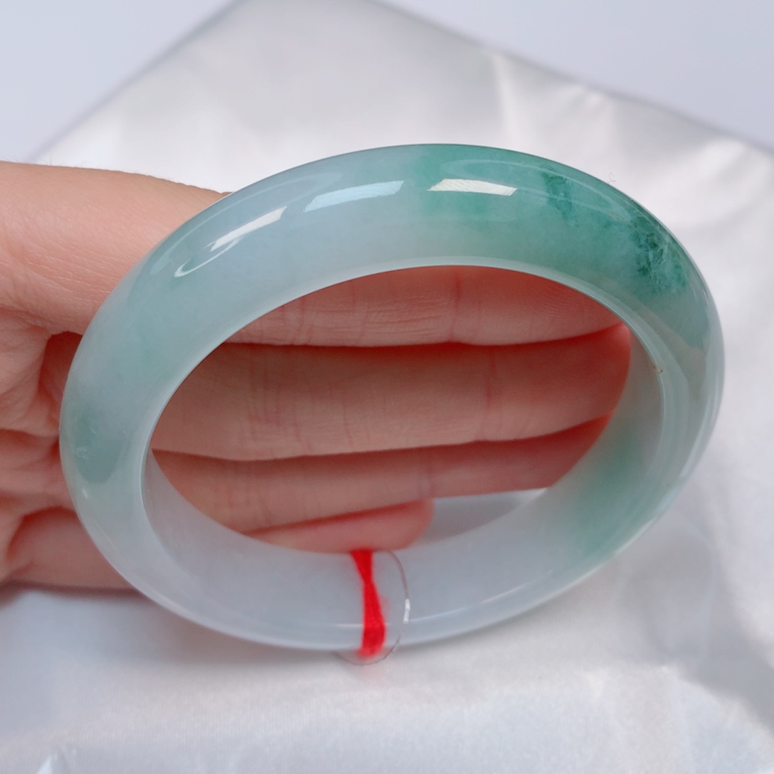 翡翠手镯未镶嵌54.8正圈