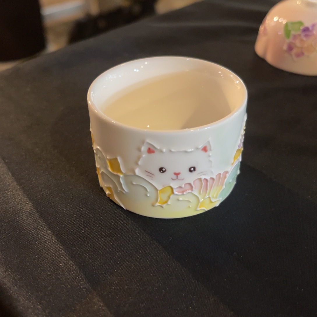 ?**绪景德镇陶瓷手工制作