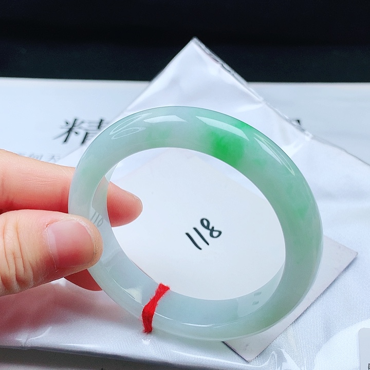 翡翠手镯未镶嵌54➕圈口