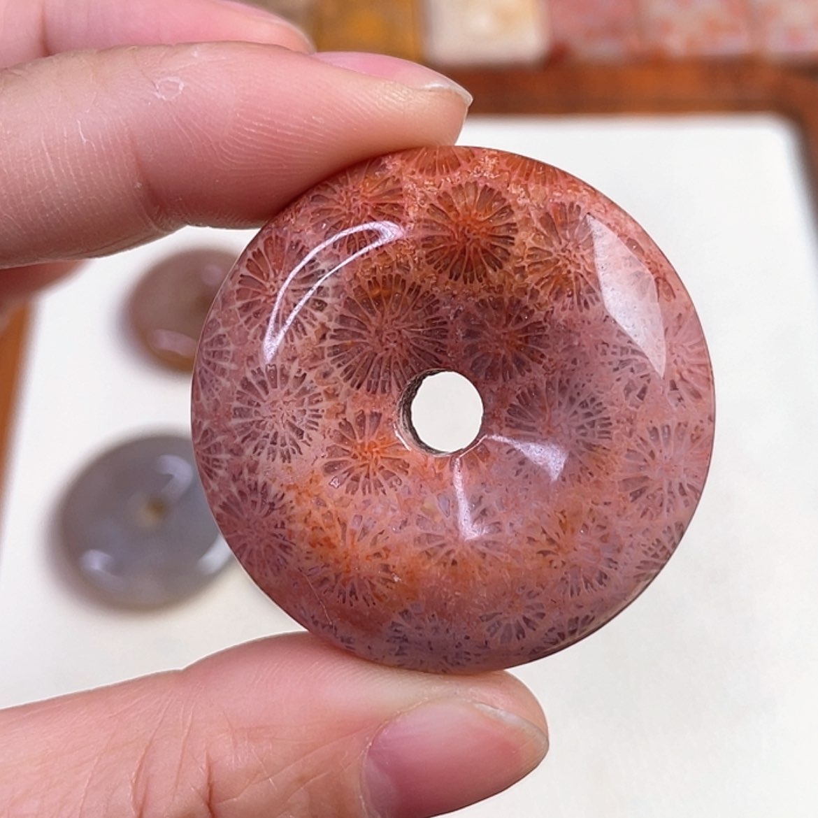【闪购商品】硅化玉吊坠(赠链)未镶嵌懒*