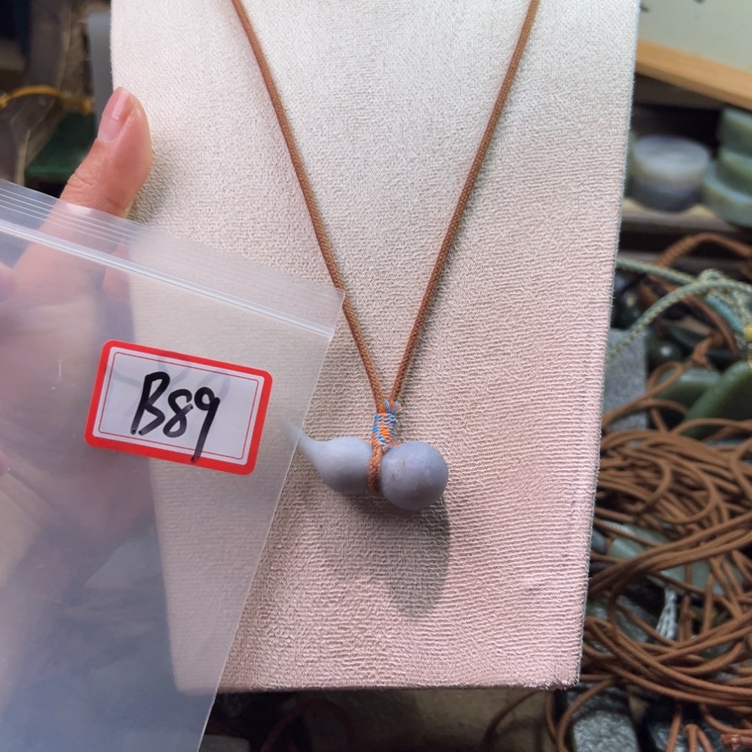 和田玉（糖玉）未镶嵌颈饰