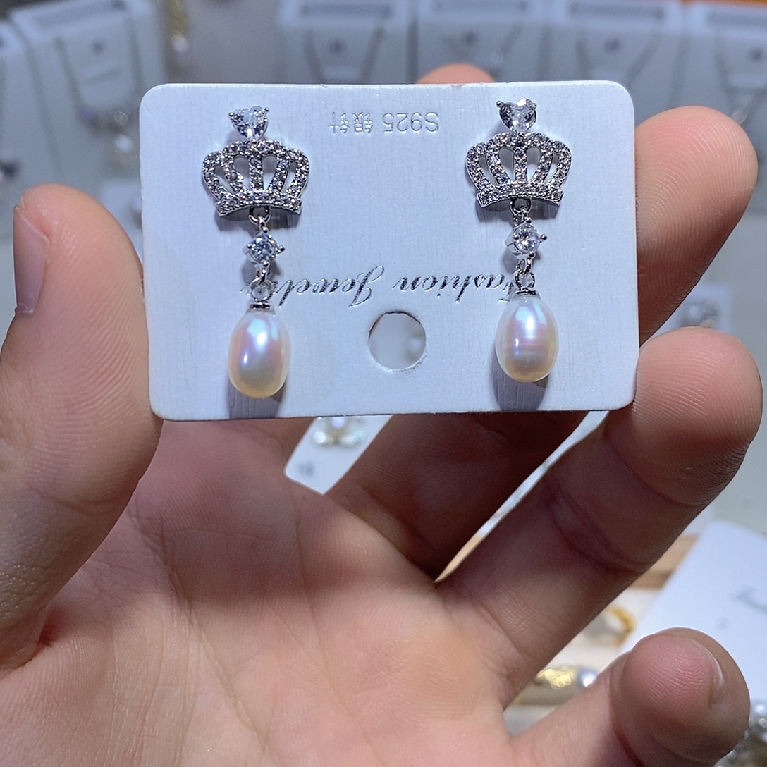 淡水珍珠银S925镶嵌耳饰