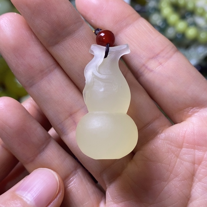 岫玉岫玉挂件未镶嵌