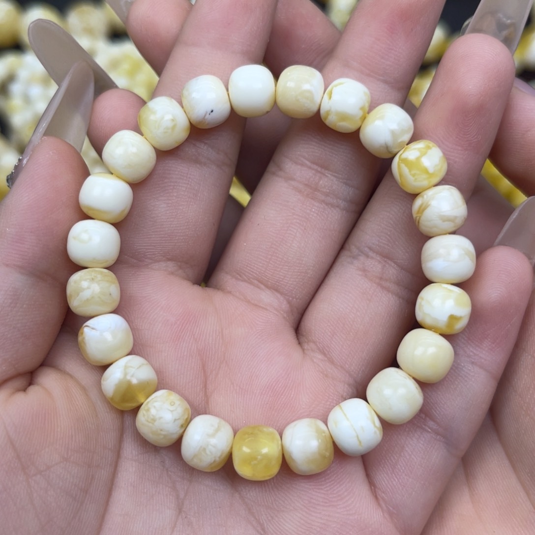 未镶嵌琥珀珠宝奇石8.5m（微瑕）