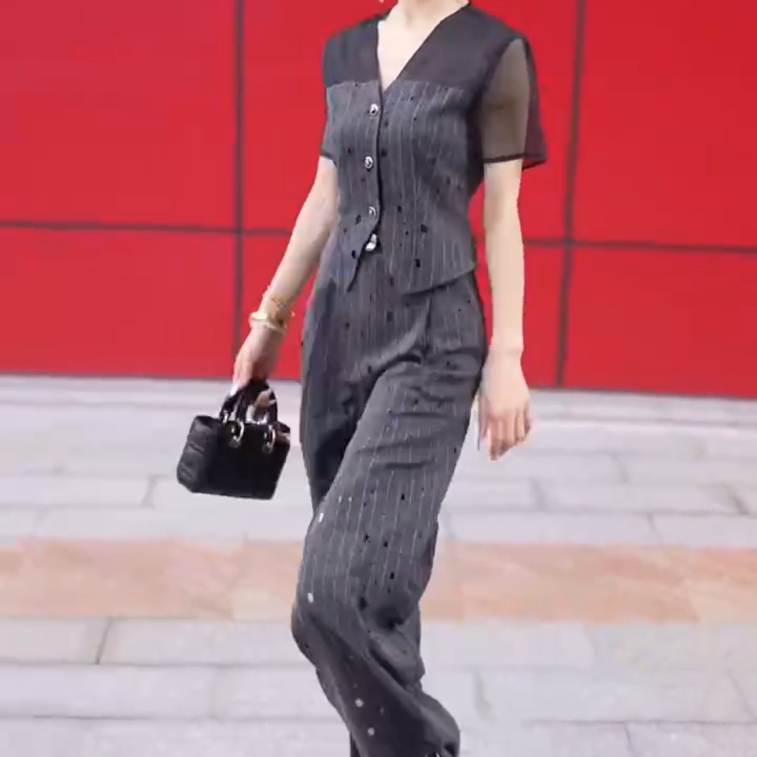 2627-A-3-1-3      DF新款女装气质显瘦修身上衣加镂空直筒裤套装