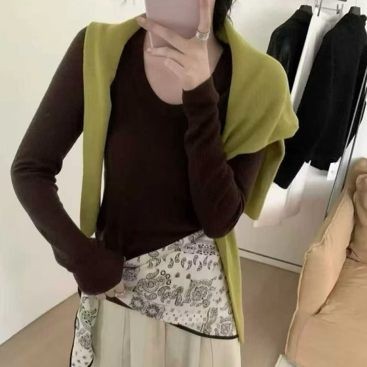 女短外套秋季韩系宽松女冲锋衣简约通勤韩版连帽厚款（非图片款）