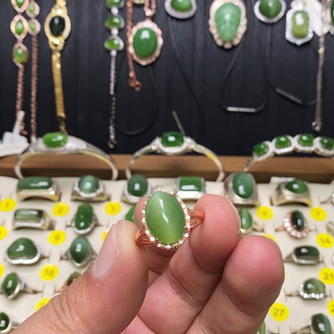 银S925镶嵌戒指和田玉（碧玉）