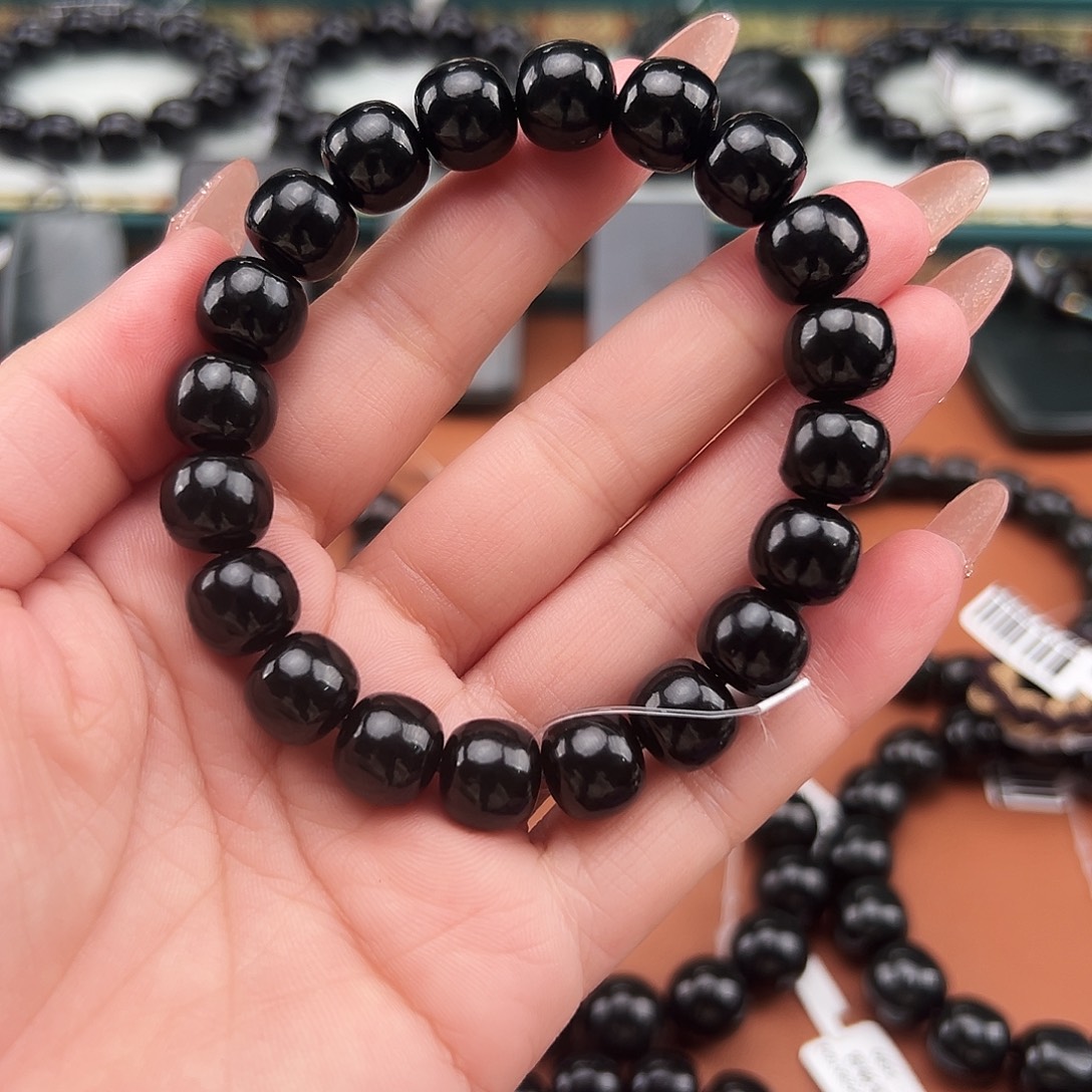 和田玉未镶嵌手串