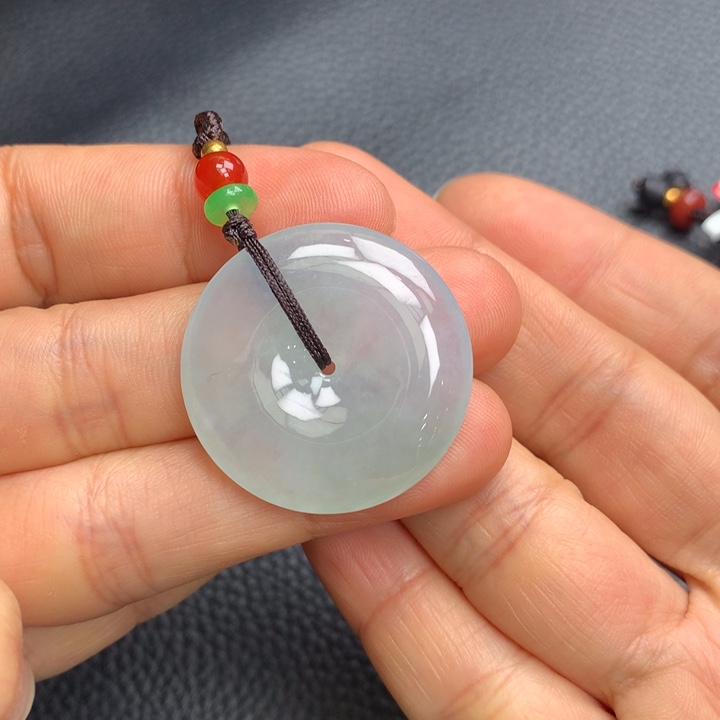 翡翠未镶嵌吊坠(不含链)小*?