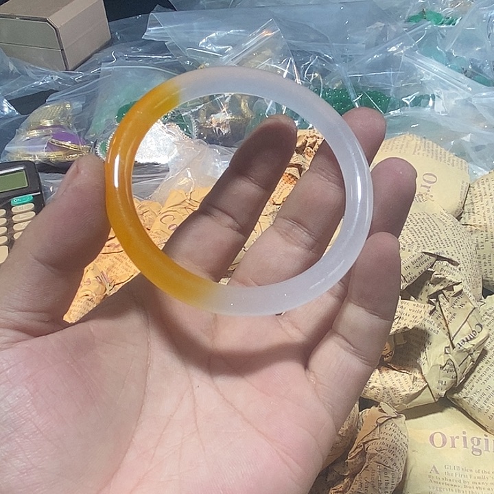 翡翠颈饰未镶嵌价格