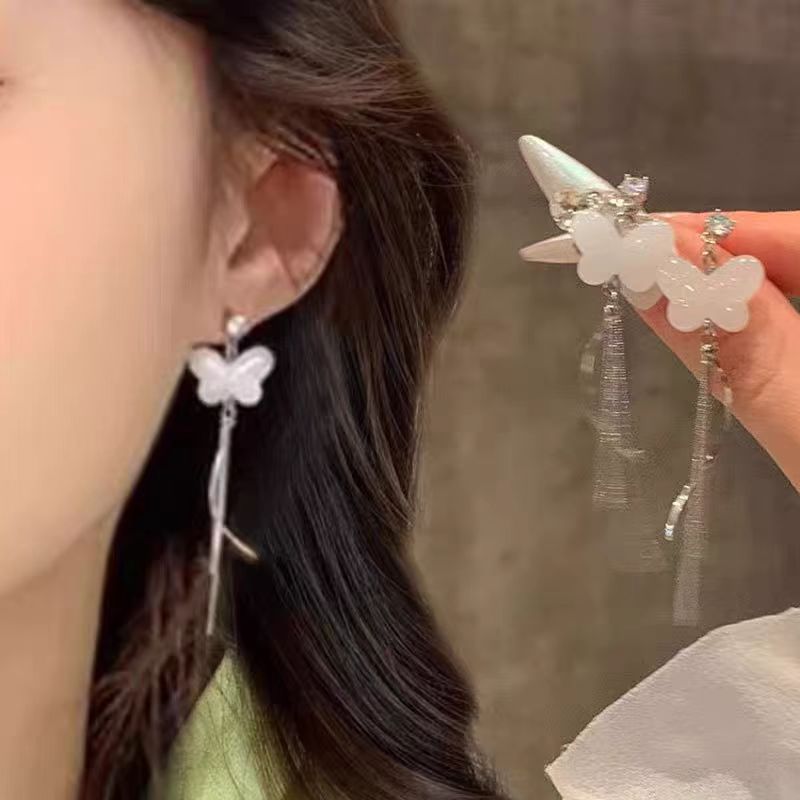 铜合金耳饰 蝴蝶耳环新中式高级感轻奢耳饰钉女国风流苏N2495 
