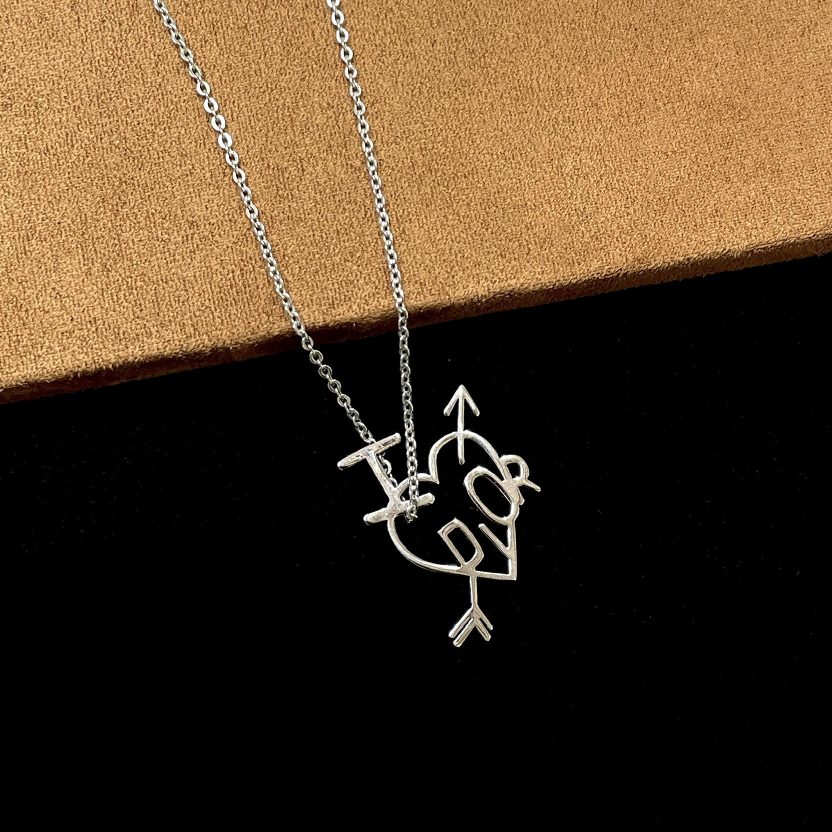 95新 DIOR/迪奥 银色镂空一箭穿心项链 2503356 