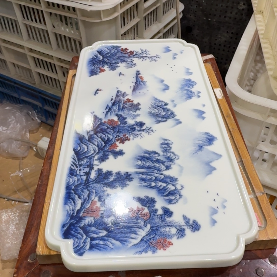 微瑕疵介意勿拍陶瓷器皿@@