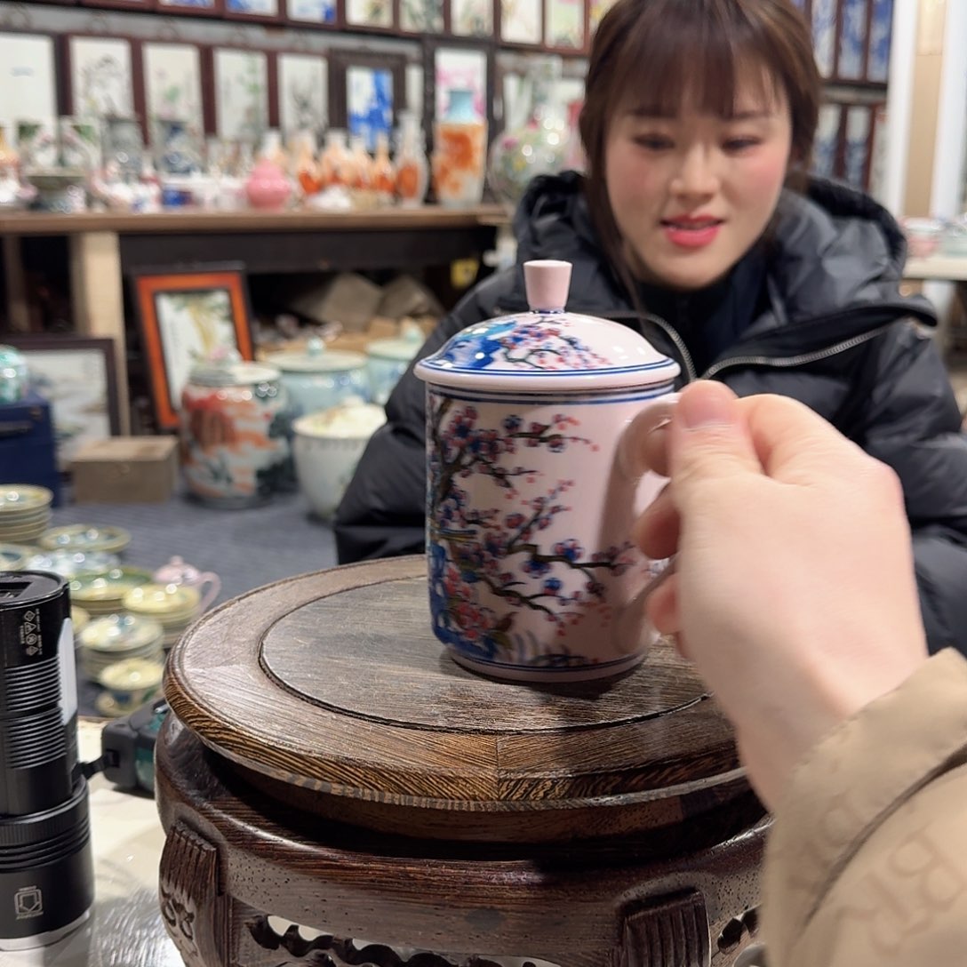 摆件瓷//////景德镇陶瓷瓷器。