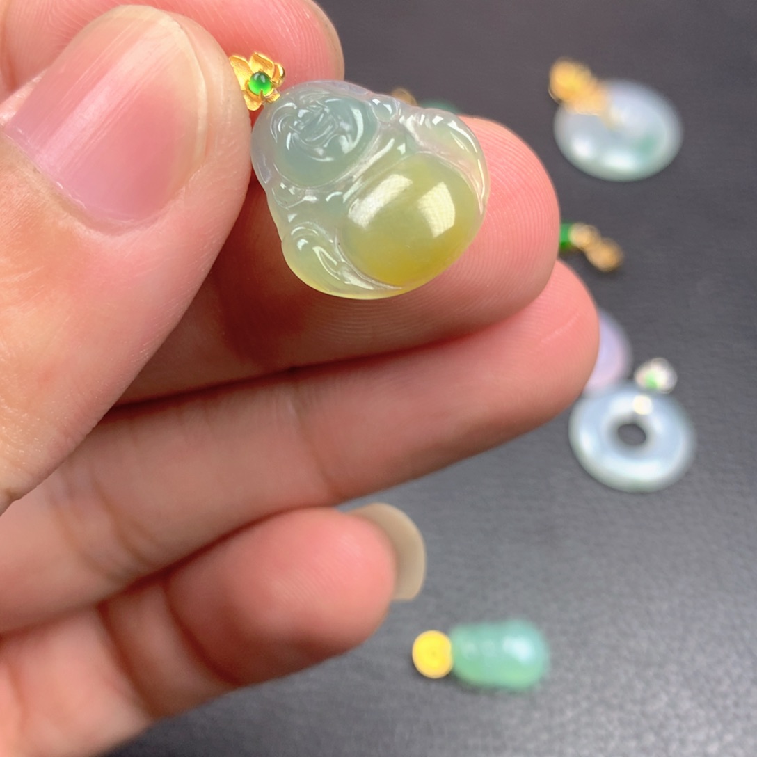 【闪购商品】翡翠18K金镶嵌颈饰翡翠