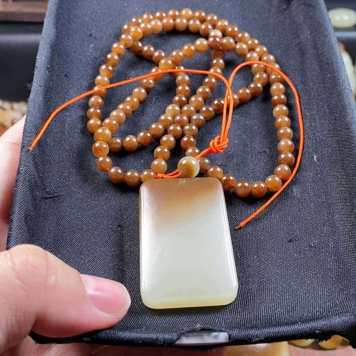 【闪购商品】和田玉（糖玉）颈饰未镶嵌