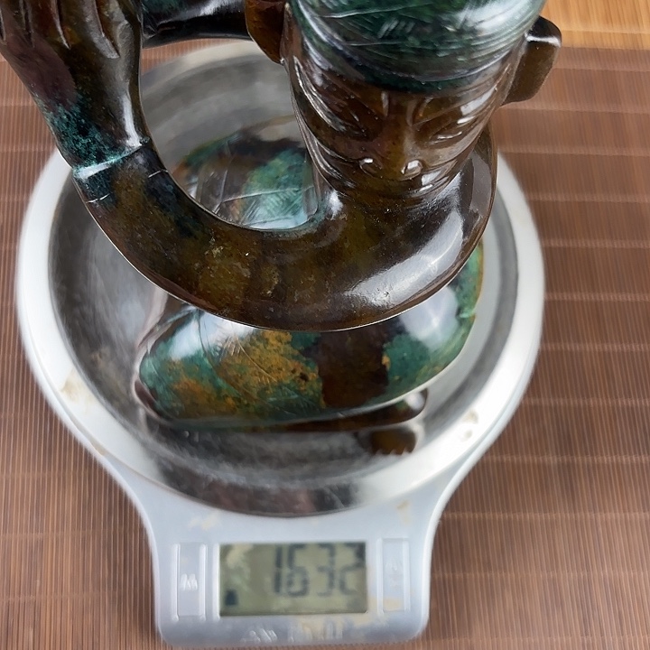 用***宝和田玉未镶嵌挂件