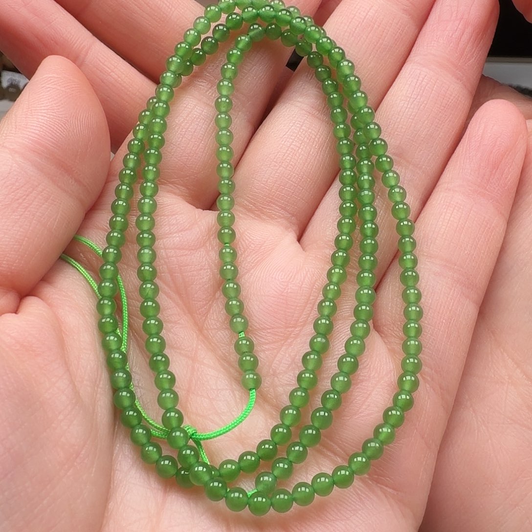 肉***感和田玉（碧玉）未镶嵌颈饰