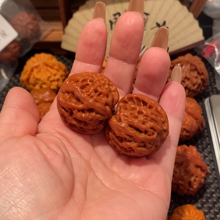 文玩核桃吊坠*️***苹果园687