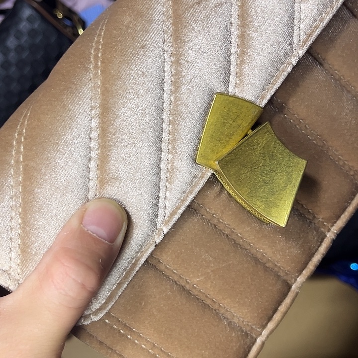 织物kjffvnkkk看建国个宝贝