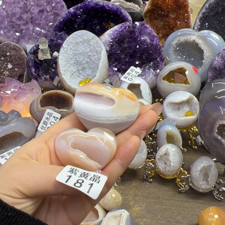 未镶嵌大型摆件（非配饰）紫晶一***m181