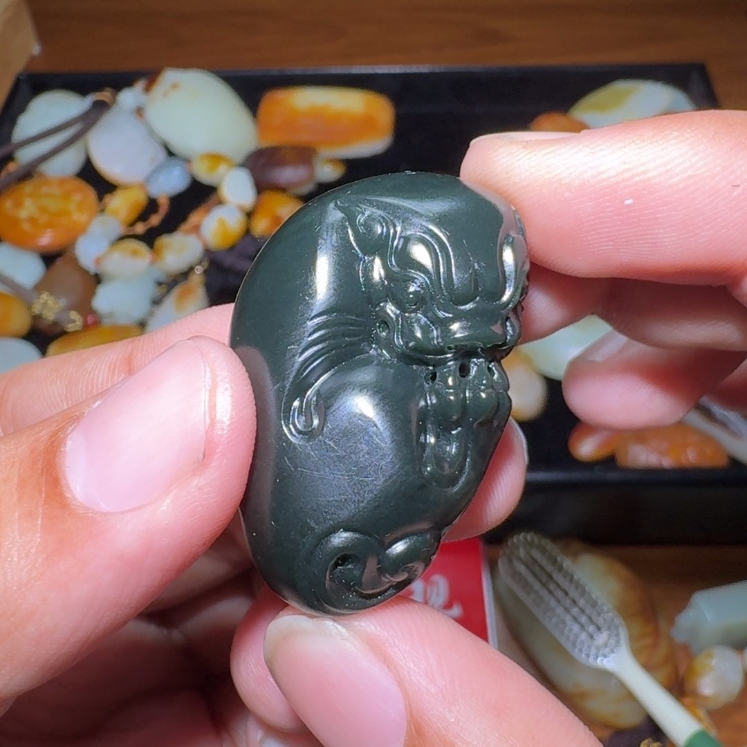 和田玉颈饰未镶嵌爱****院