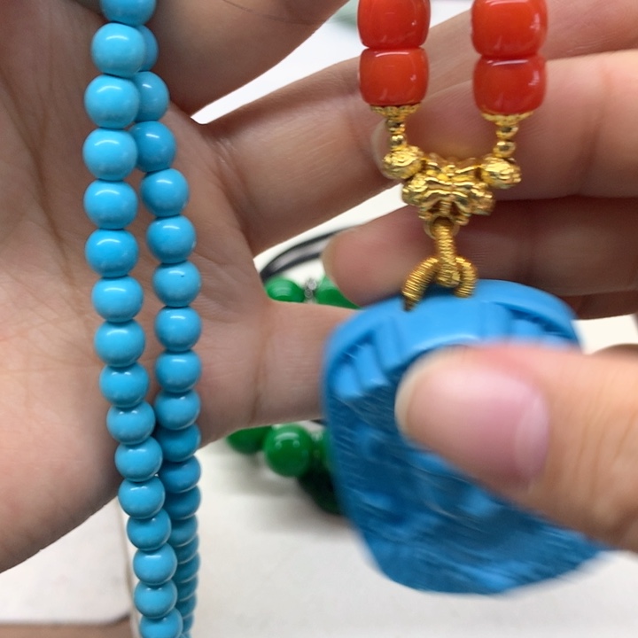 合金颈饰玛瑙/玉髓吊坠