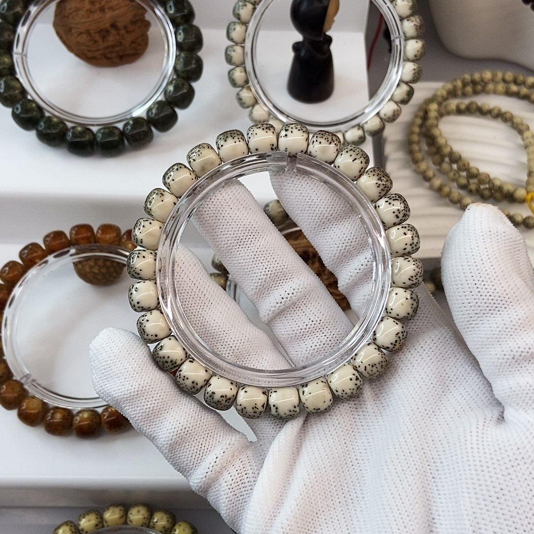 一***芳手串星月菩提9绿背河豚72