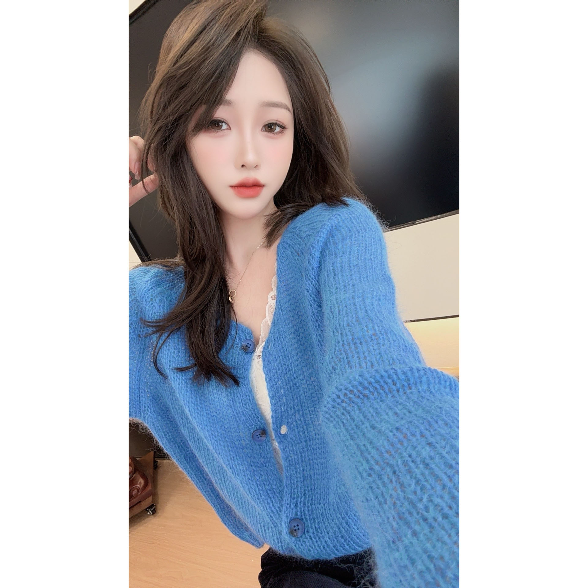 【陈陈服饰】洋气时尚多巴胺女人味温柔毛衣长袖针织开衫25091905