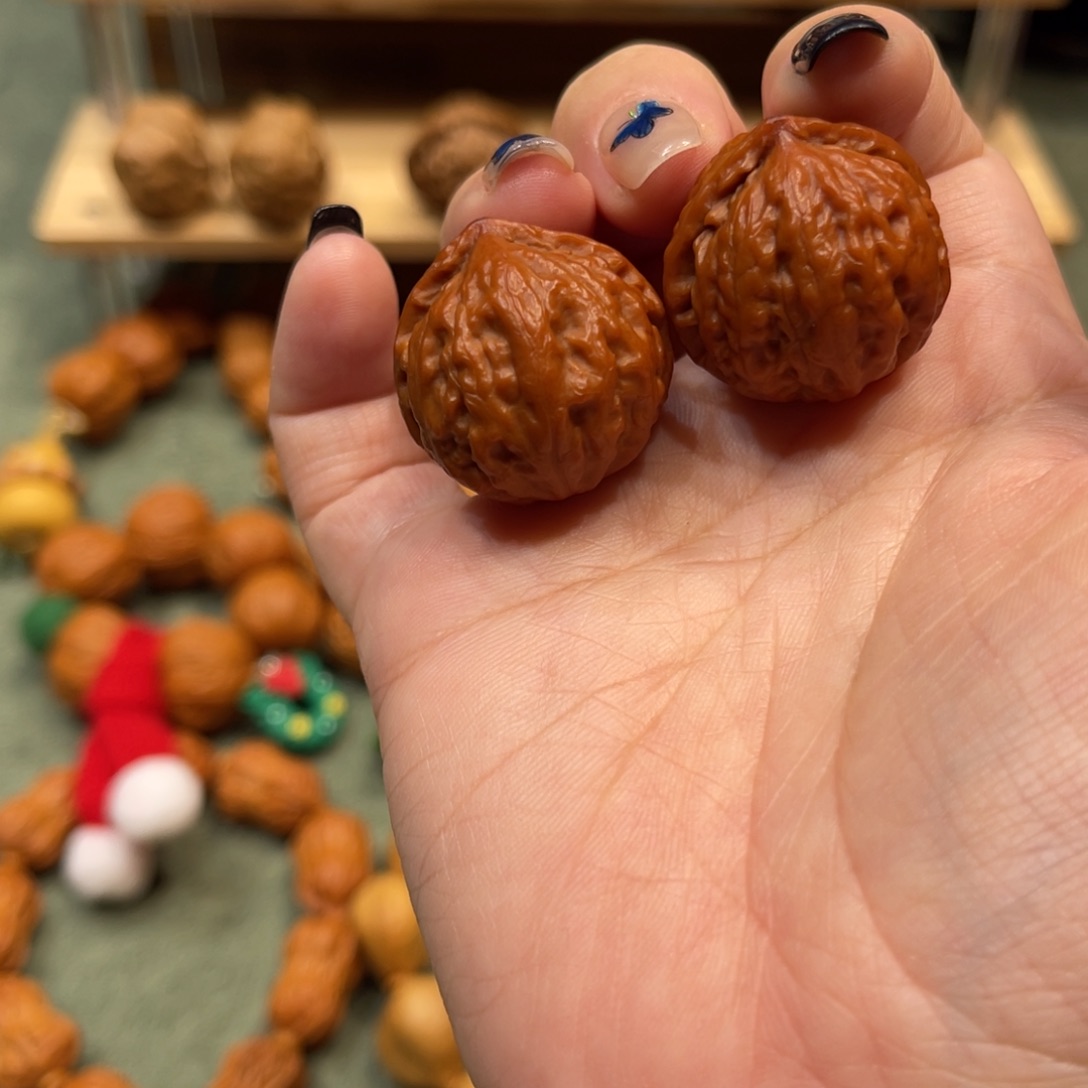 把件文玩核桃梅枝纹八棱