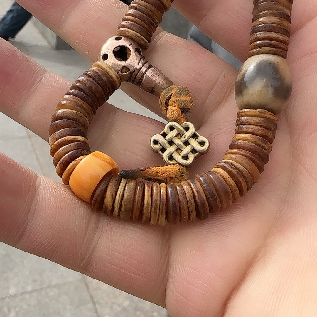玉树莲心嘎嘎手镯