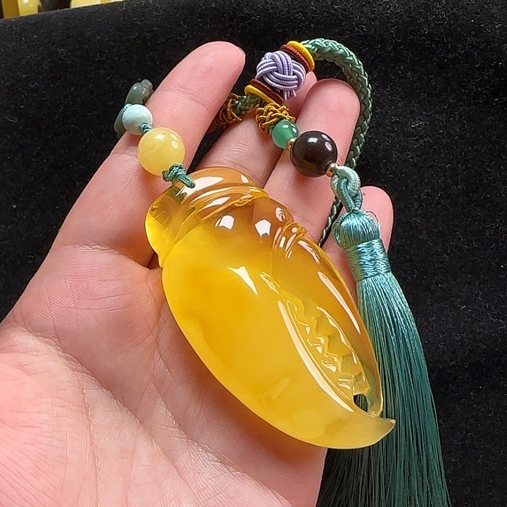 未镶嵌蜜蜡珠宝奇石