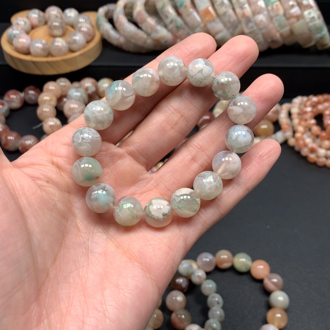 l***z玛瑙/玉髓未镶嵌手链