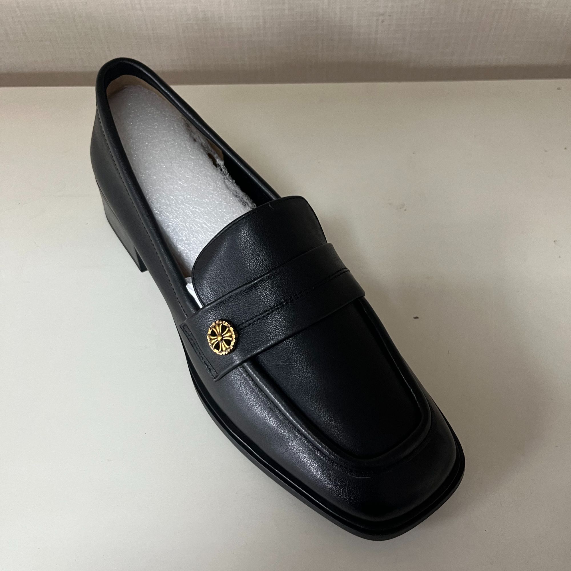 8152黑色粗跟乐福鞋