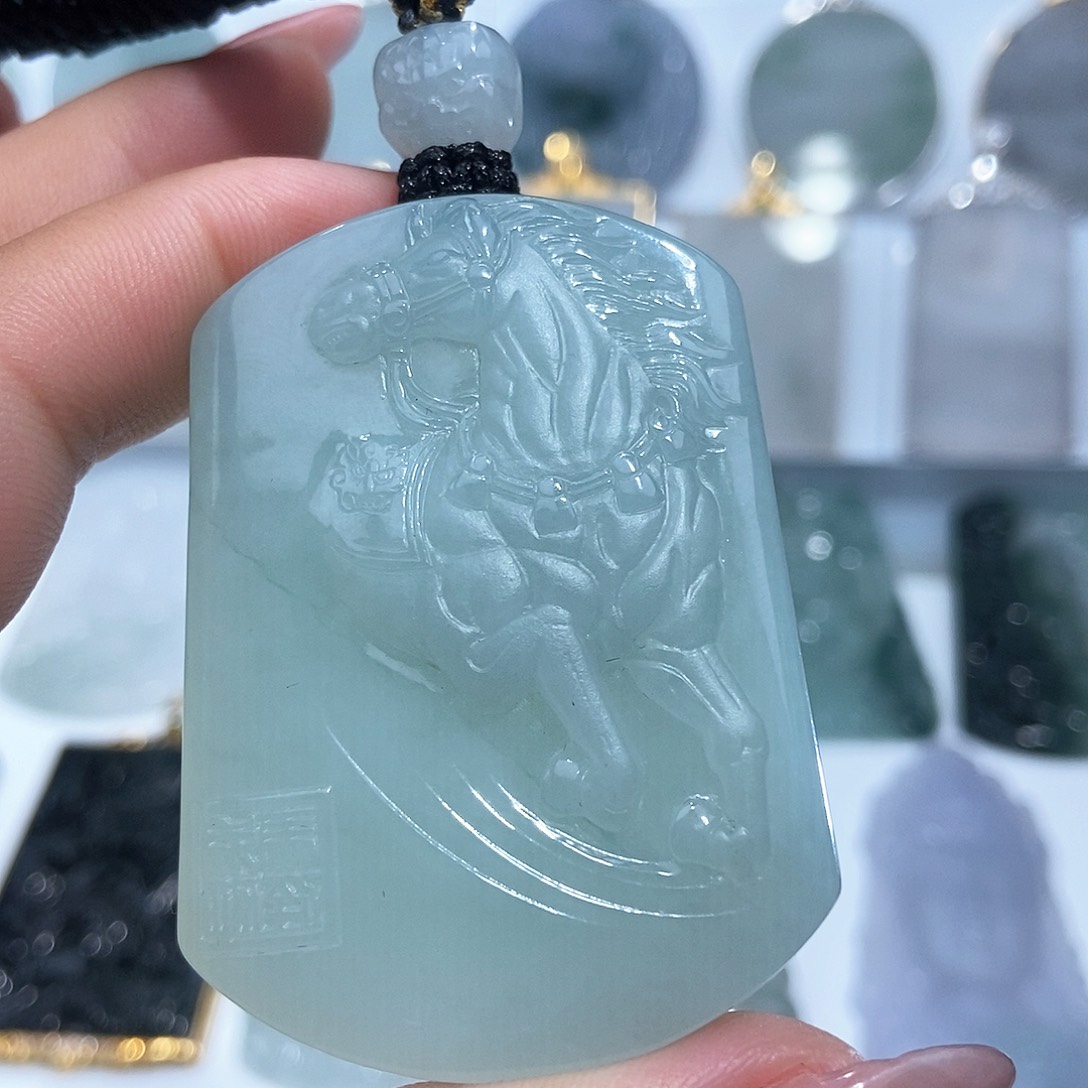 翡翠吊坠(不含链)未镶嵌