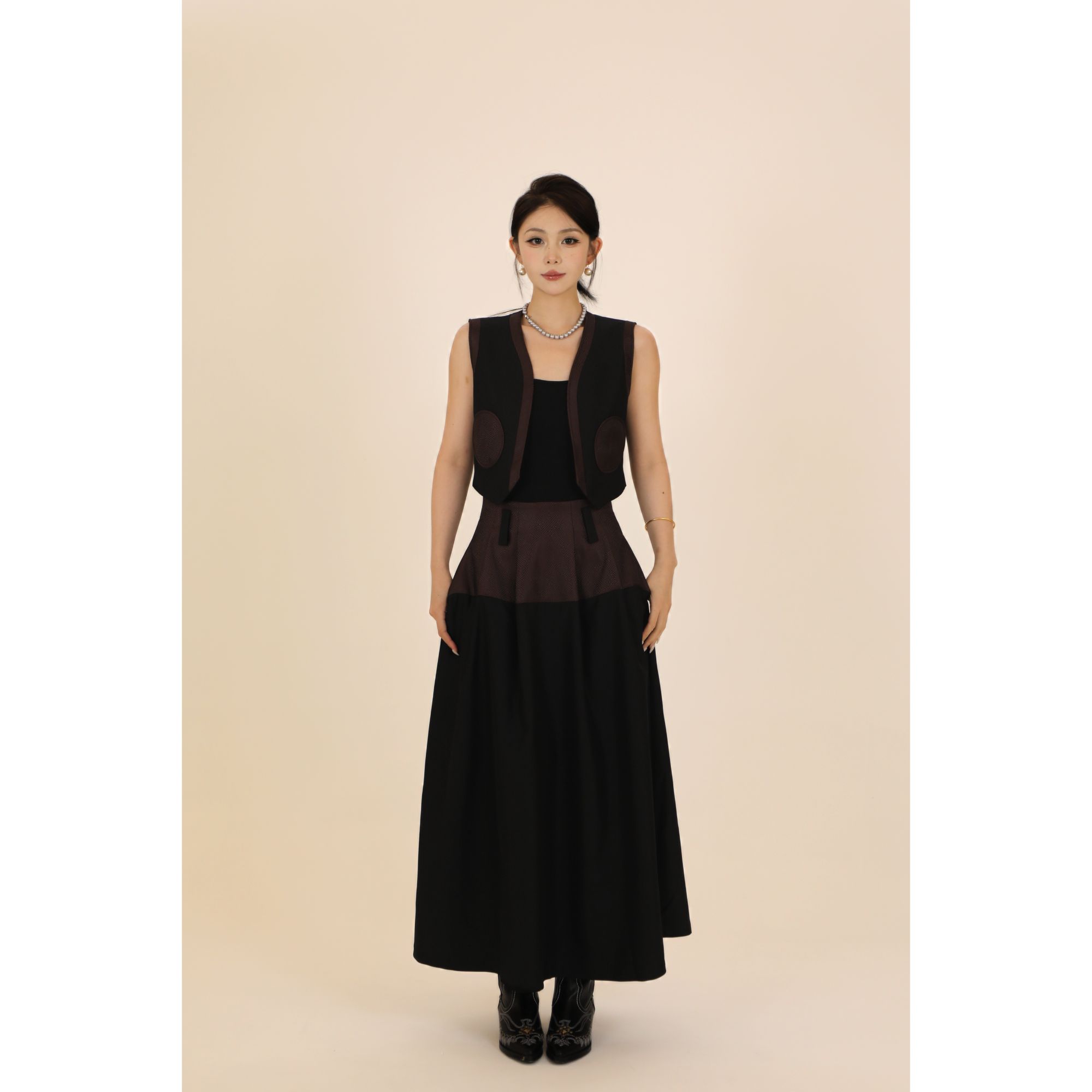 【卓日雅】夏季新款女士设计师气质套装