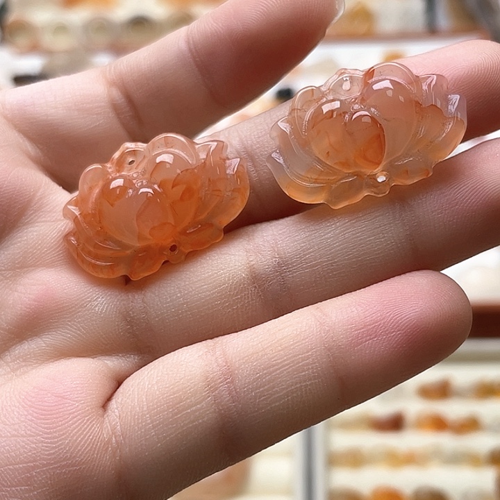 玛瑙/玉髓未镶嵌玛瑙龙纹莲花