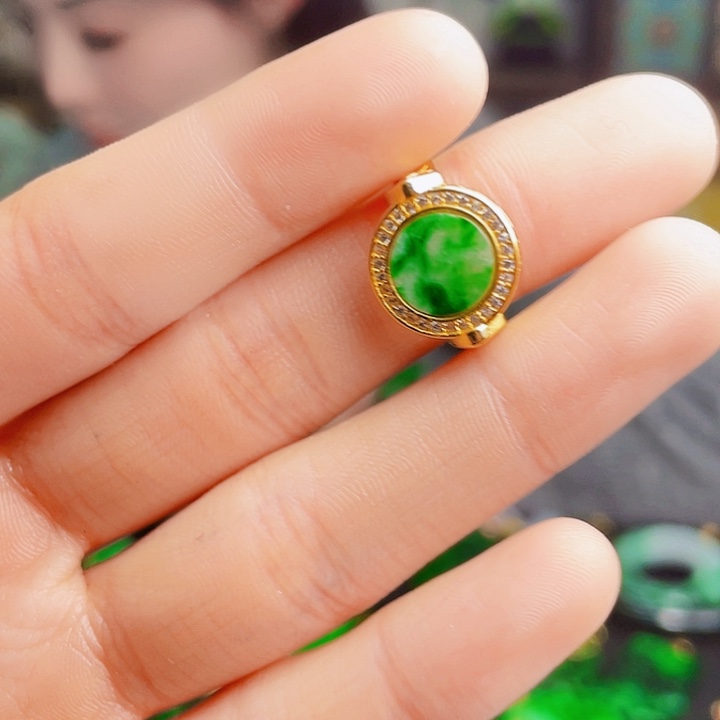 翡翠银S925镶嵌颈饰多样性