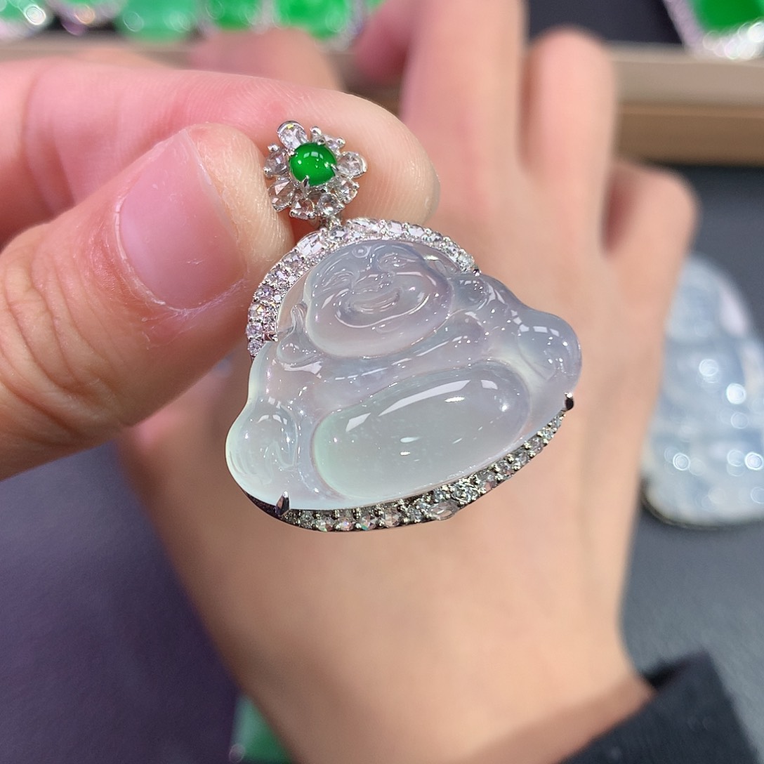 翡翠吊坠(赠链)18K金镶嵌小*琴