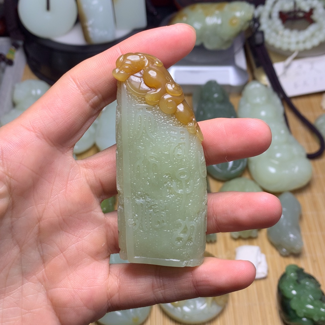 天***意和田玉未镶嵌把件