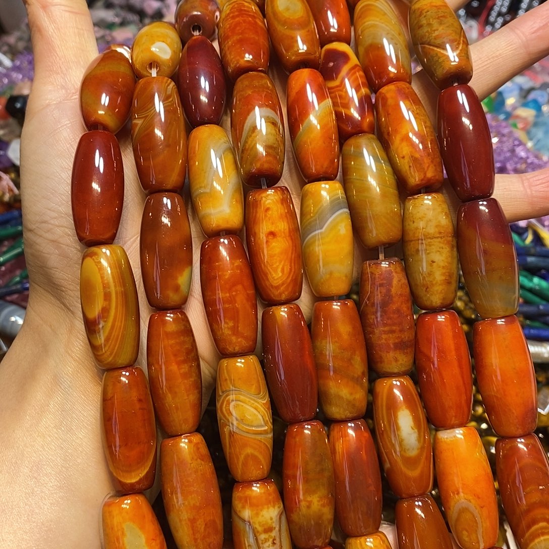 玛瑙/玉髓未镶嵌珠宝半成品天然战国红玛瑙天珠大孔一条
