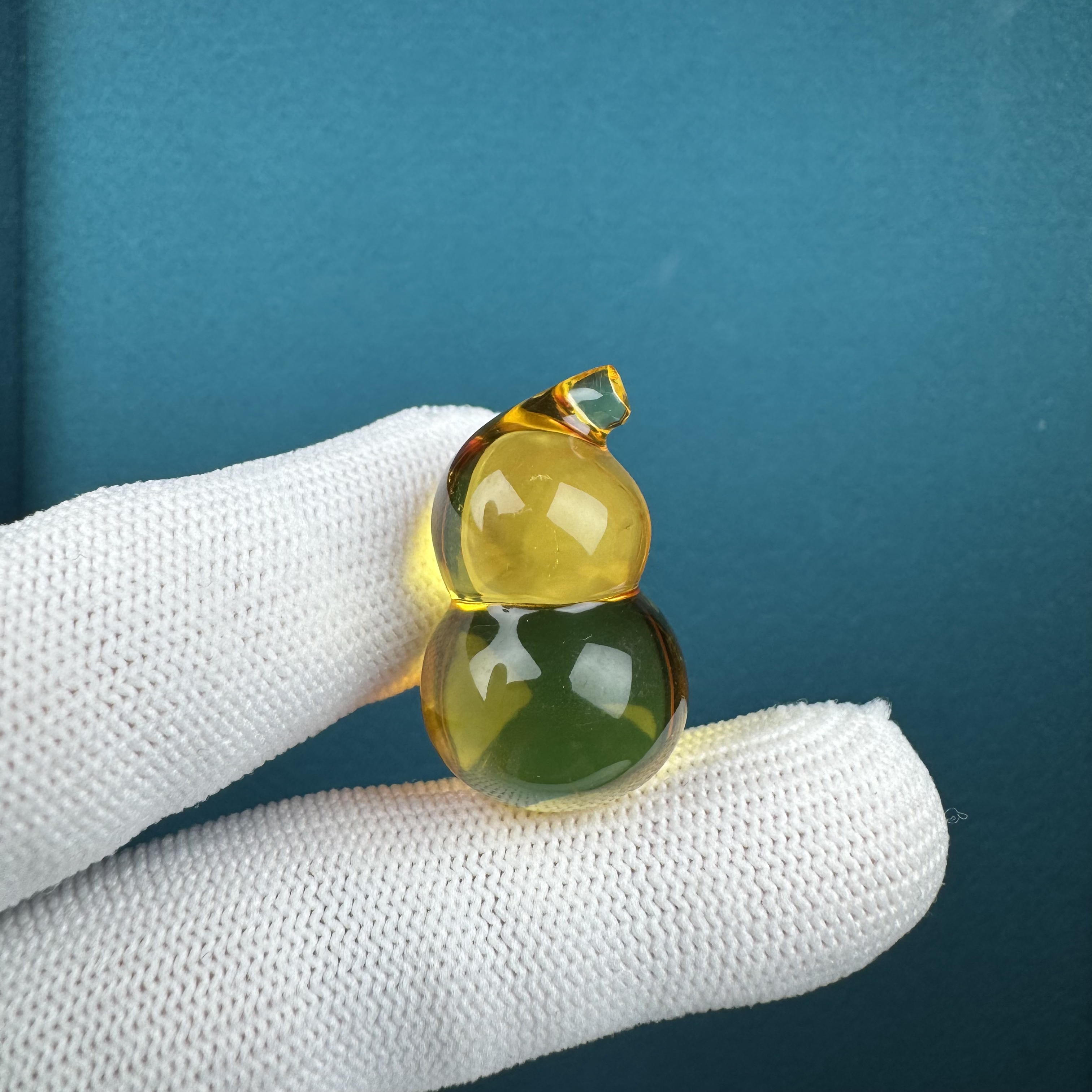 Y6079天然蜜蜡葫芦18*29mm支持复检假一罚四